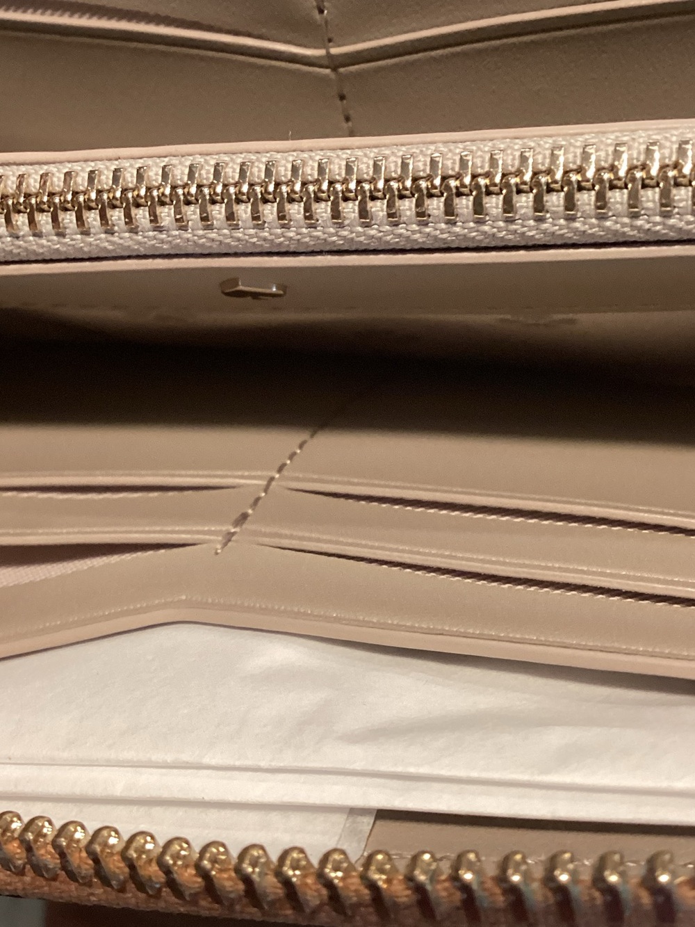 kate spade Pebbled Leather Zip Wallet — Light Brown. EUC - Picture 4 of 6